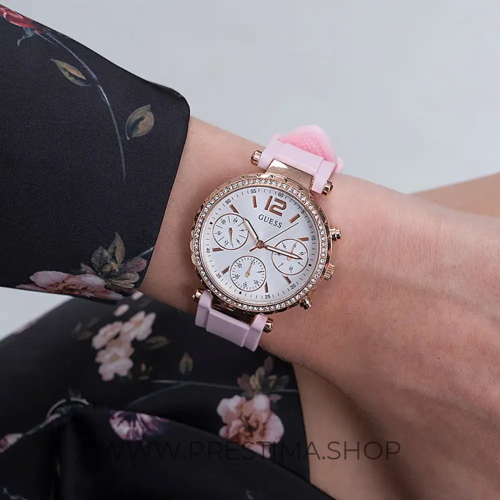 Montre Guess pour femme GW0113L4