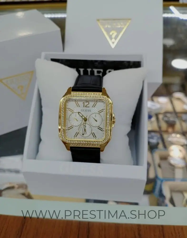 Montres Guess pour femme. 36 mm Or GW0309L2